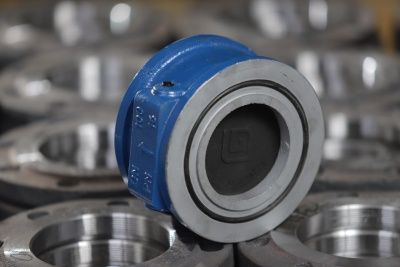 Клапан обратный (межфланцевый чугунный ) В Красноярске